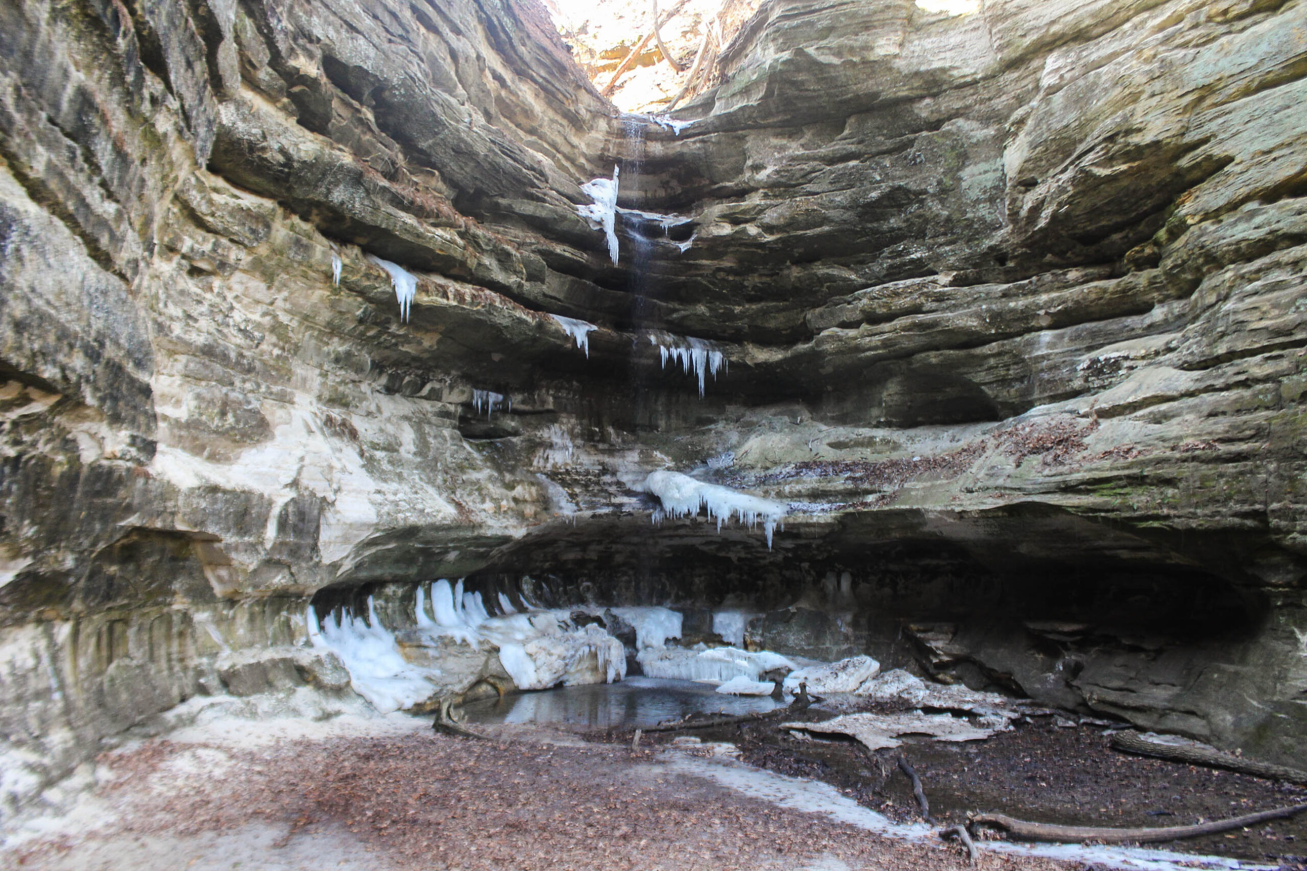 Starved Rock / Illinois & St. Louis Canyons - Saving Time in a Bottle